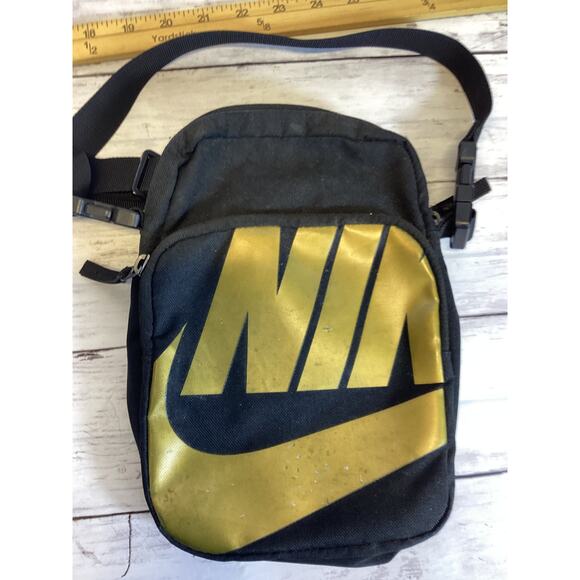 Nike Sportswear Heritage Shoulder Bag Messenger Handbag Front Pouch - Picture 2 of 5
